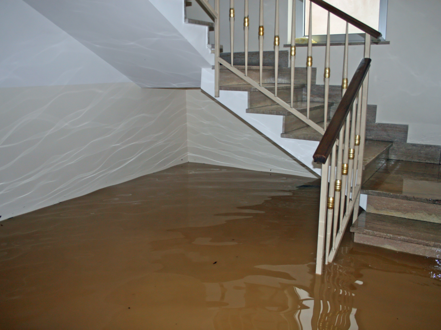 Difference Between Flood and Water Damage - Salt River Resto
